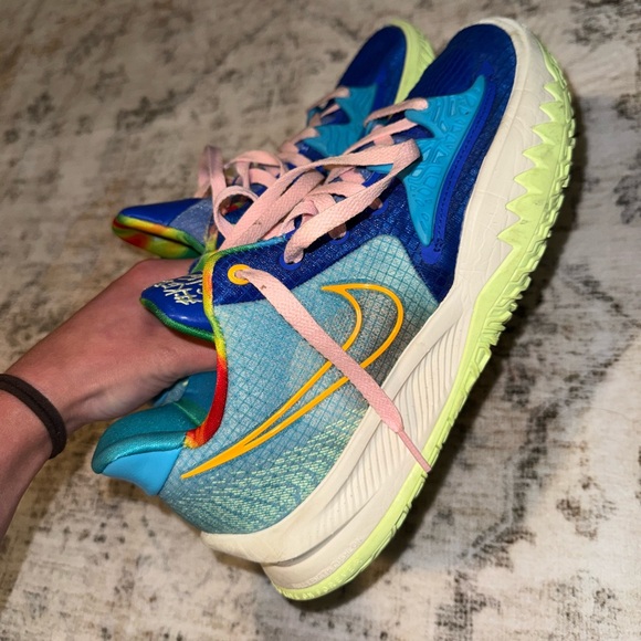 Nike Kyrie Low 4 ‘Keep Sue Fresh’ *worn - Picture 1 of 9